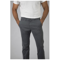 Pantalón Laredo Gris